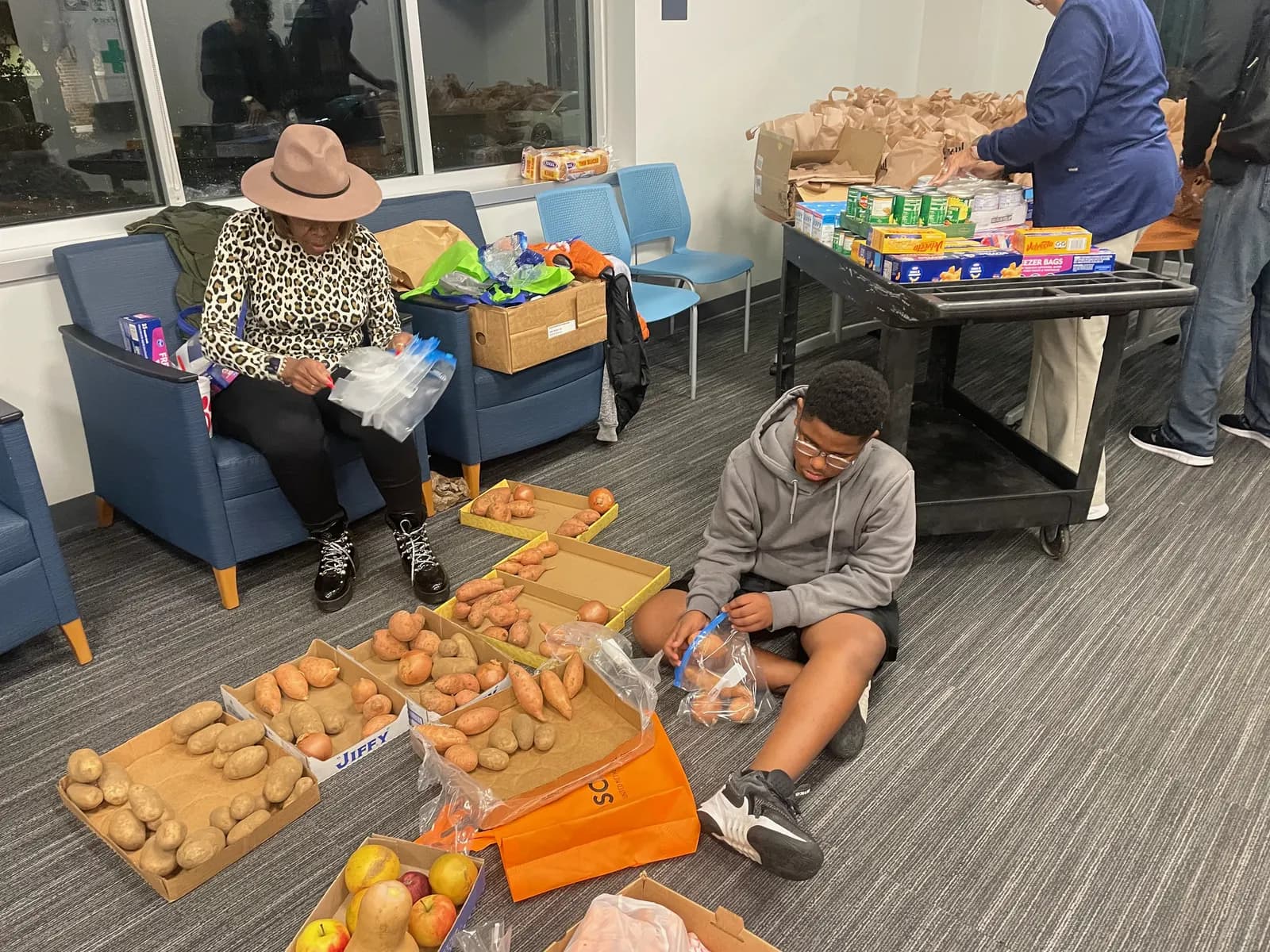 Sorting groceries for distribution